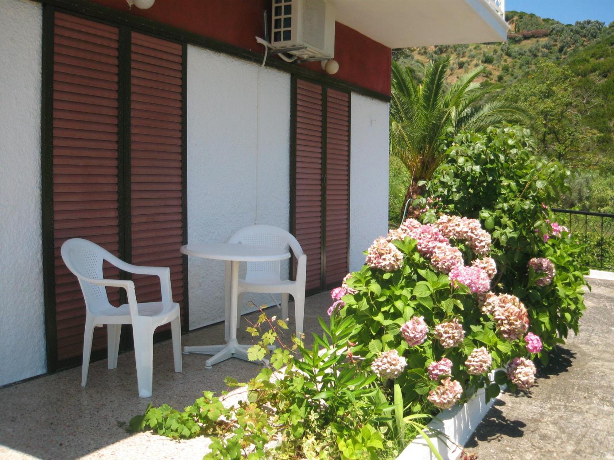Bellina Studios Agia Paraskevi  Exterior photo